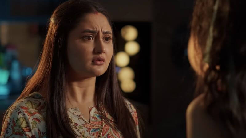 Rashami Desai Mom Tane Nai Samjay Review